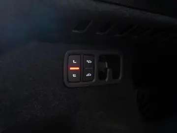 Audi Q8 3.0 TDI quattro LASER AHK SHZ PANO B&O STHZ