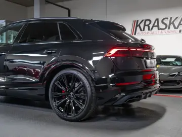Audi Q8 3.0 TDI quattro LASER AHK SHZ PANO B&O STHZ