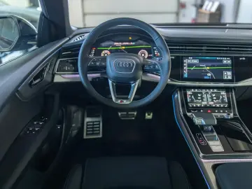 Audi Q8 50 TDI quattro S-Line AHK LHZ PANO B&O STHZ