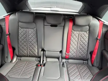 Audi Q8 3.0 V6 24V TDI