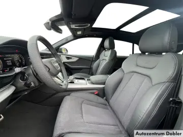 Audi Q8 Hybrid S-line business 290kW AHK ACC Pano 22