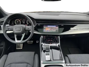 Audi Q8 Hybrid S-line business 290kW AHK ACC Pano 22