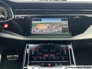 Audi Q8 Hybrid S-line business 290kW AHK ACC Pano 22