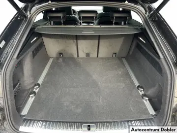 Audi Q8 Hybrid S-line business 290kW AHK ACC Pano 22