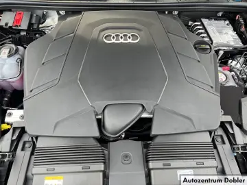 Audi Q8 Hybrid S-line business 290kW AHK ACC Pano 22