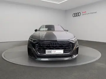Audi Q8 SUV TFSI e qu. 360 kW AHK HuD Pano B&O Matrix