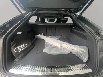 Audi Q8 SUV TFSI e qu. 360 kW AHK HuD Pano B&O Matrix