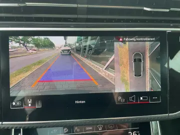 Audi Q8 SUV TFSI e qu. 360 kW AHK HuD Pano B&O Matrix