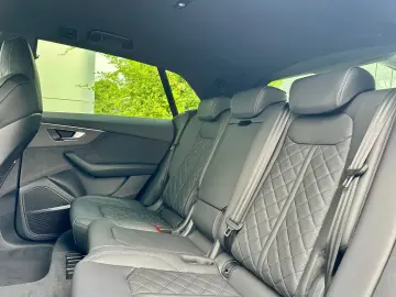 Audi Q8 TDI qu S LINE EXCLUSIVE AHK STANDHZ B&O HuD