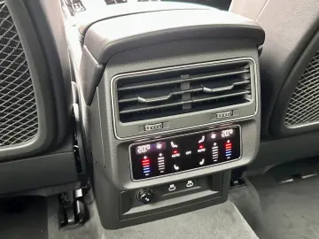 Audi Q8 TDI qu S LINE EXCLUSIVE AHK STANDHZ B&O HuD