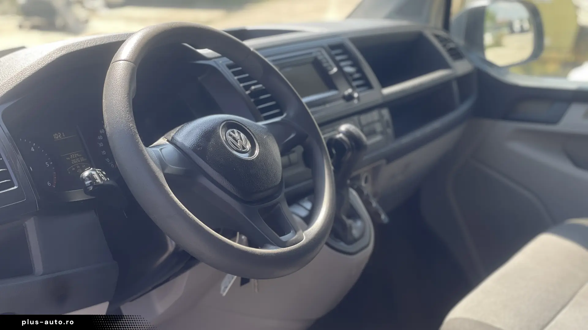 Volkswagen Transporter T6 2.0 TDI Varianta Lunga