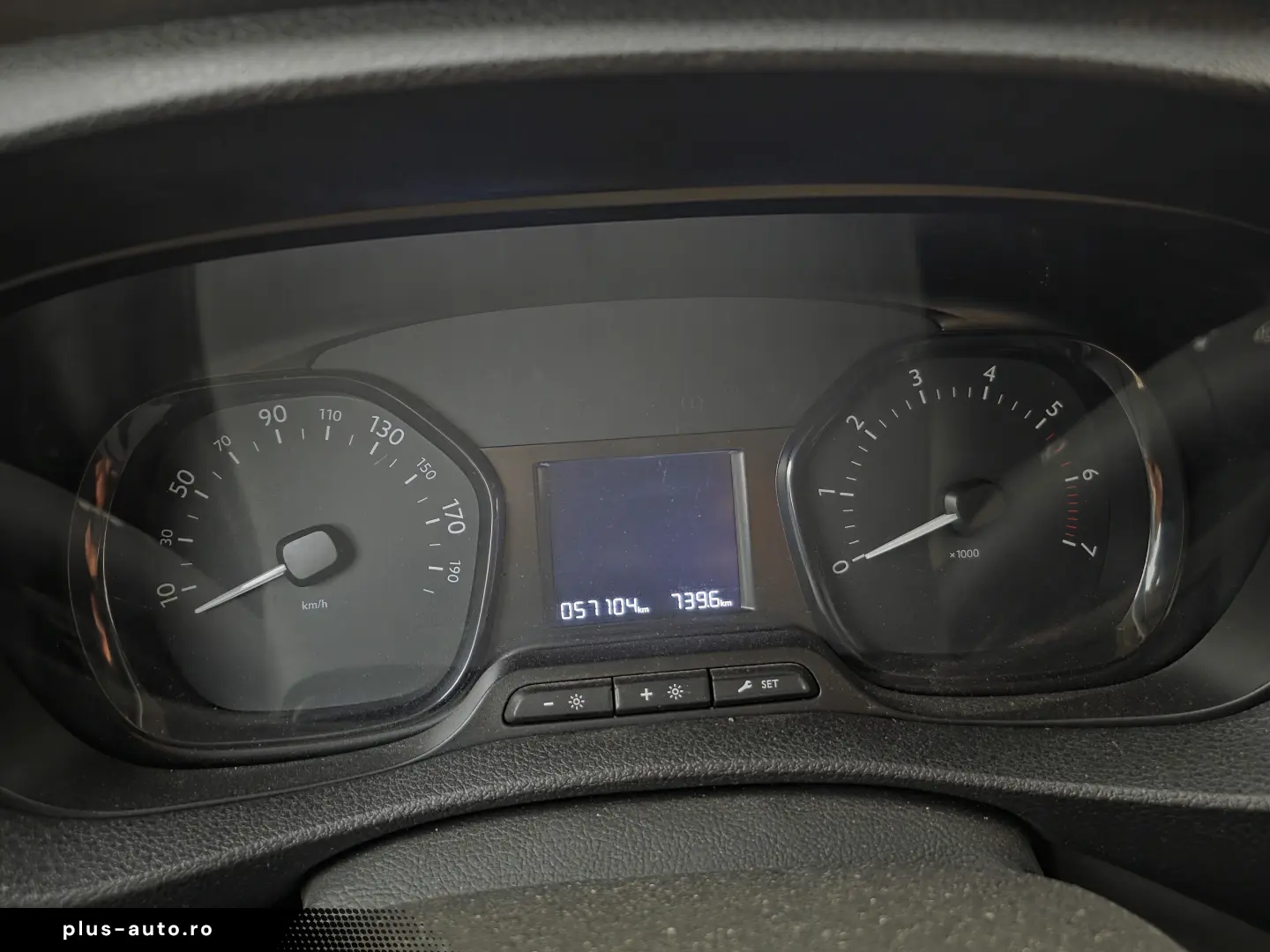 Opel Zafira Life   Vivaro C  - masina familiei