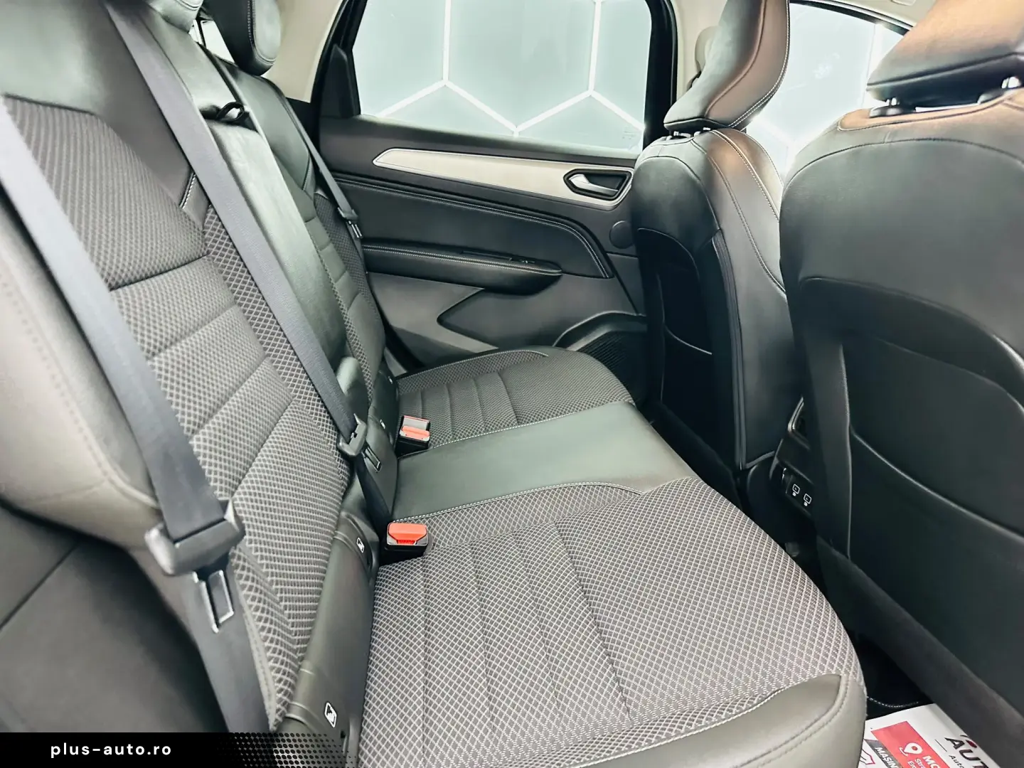 RENAULT Arkana 2022 1.6i hybrid  E6 Garantie 12 Luni Rate Av