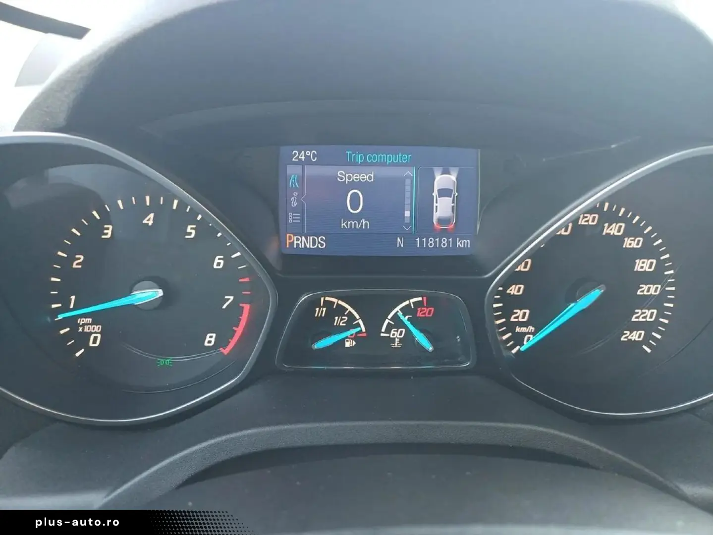 Ford Kuga 1.5 benzina 182 Cp At 4WD Titanium