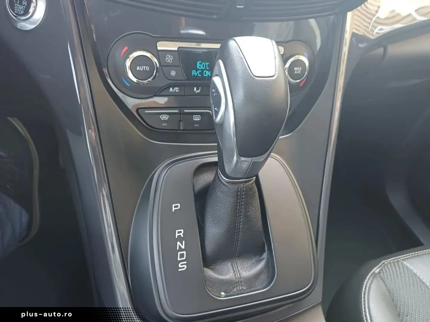Ford Kuga 1.5 benzina 182 Cp At 4WD Titanium