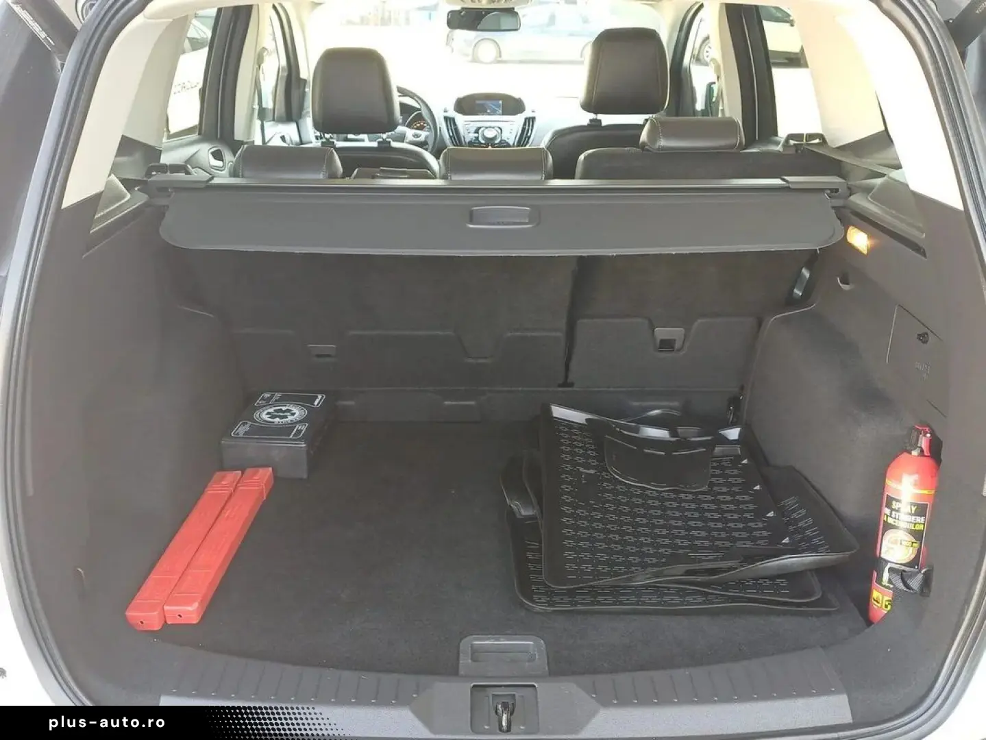 Ford Kuga 1.5 benzina 182 Cp At 4WD Titanium