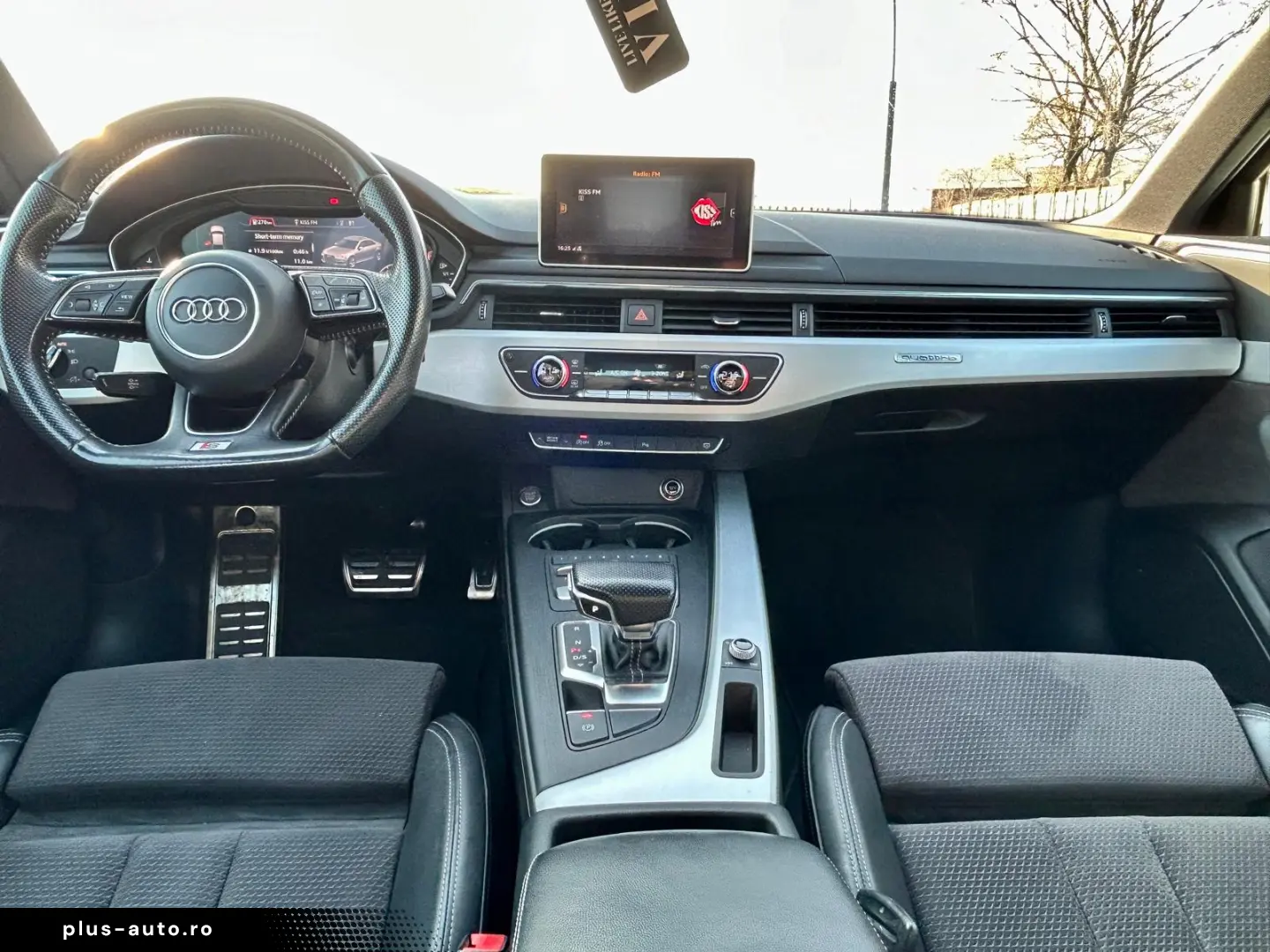 Audi A4 b9 2.0 Quattro