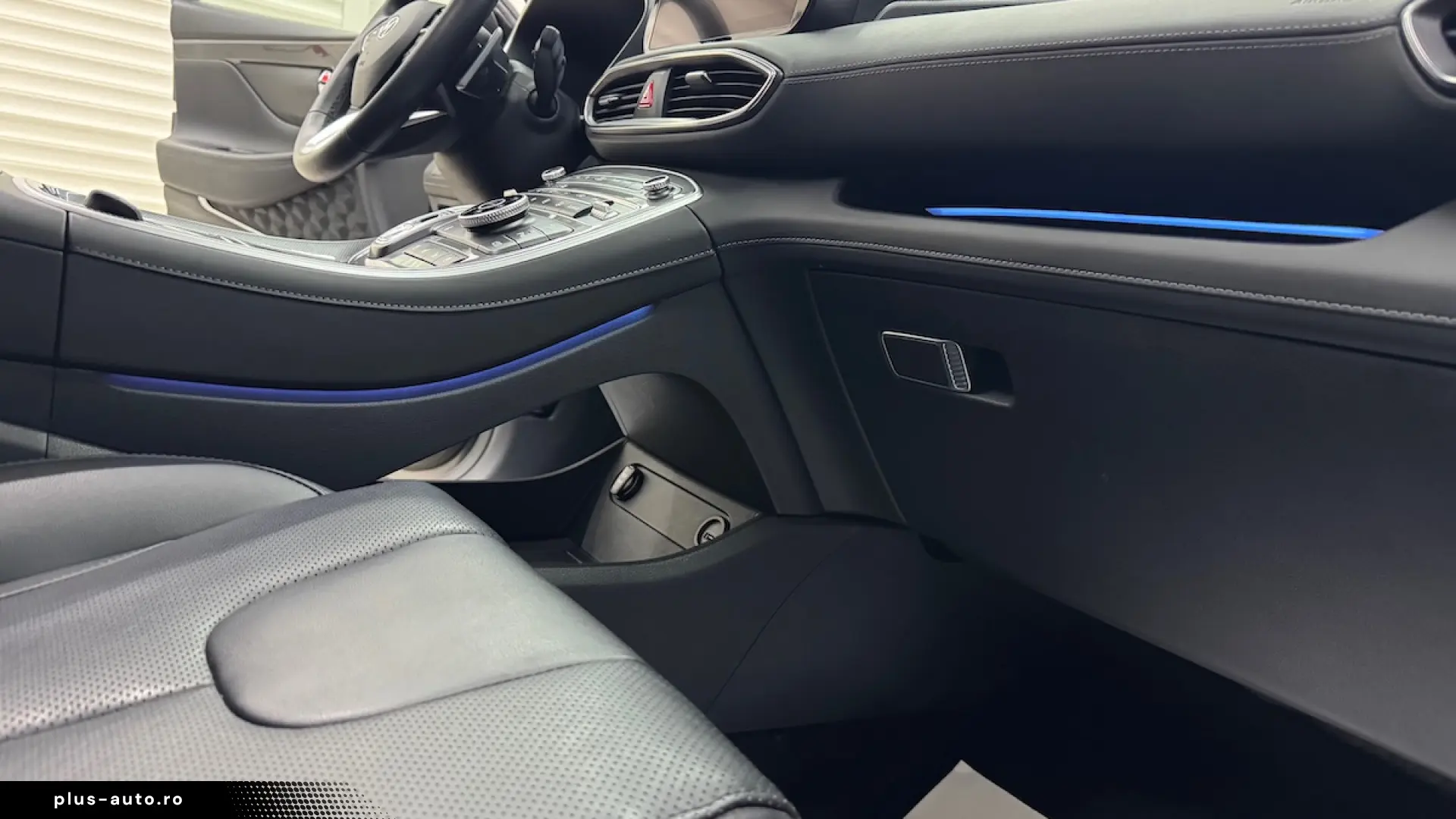 Hyundai SantaFe Plug-in hybrid 4WD 265 CP Luxury