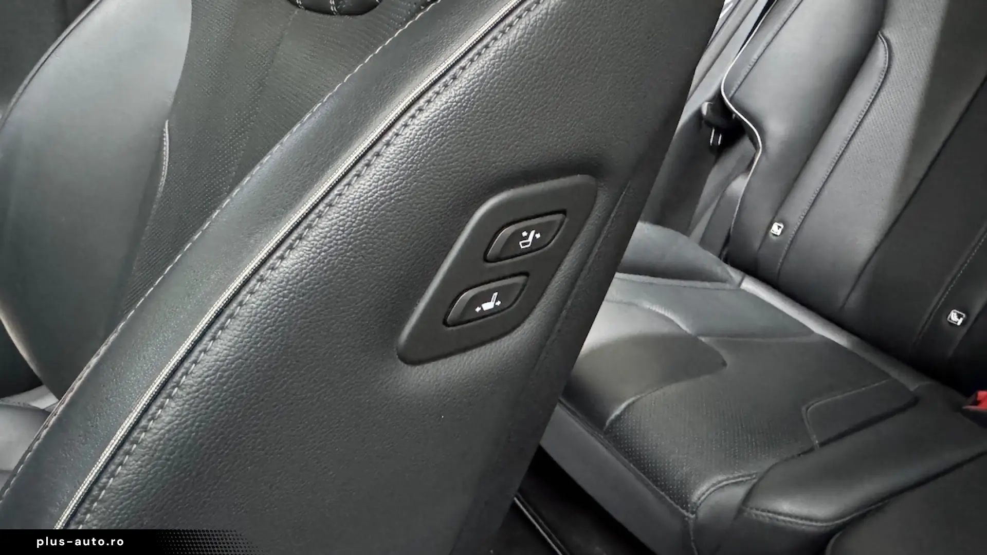 Hyundai SantaFe Plug-in hybrid 4WD 265 CP Luxury