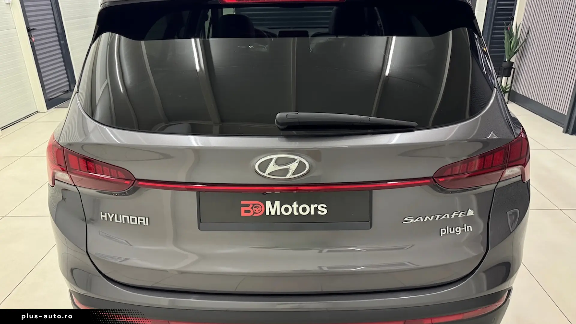 Hyundai SantaFe Plug-in hybrid 4WD 265 CP Luxury