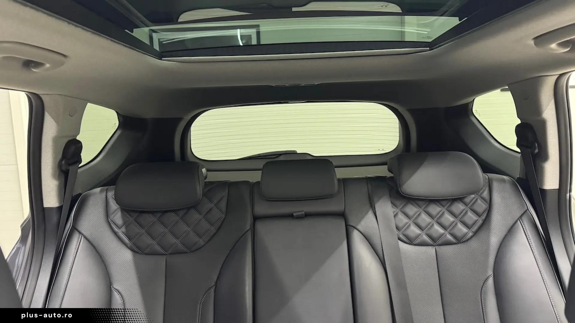 Hyundai SantaFe Plug-in hybrid 4WD 265 CP Luxury