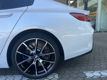 BMW 840 i Gran Coupe Laser Sport package HUD