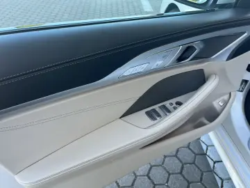 BMW 840 i Gran Coupe Laser Sport package HUD