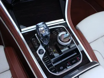 BMW 840i INDIVIDUAL B&W Laser 360  Softclose