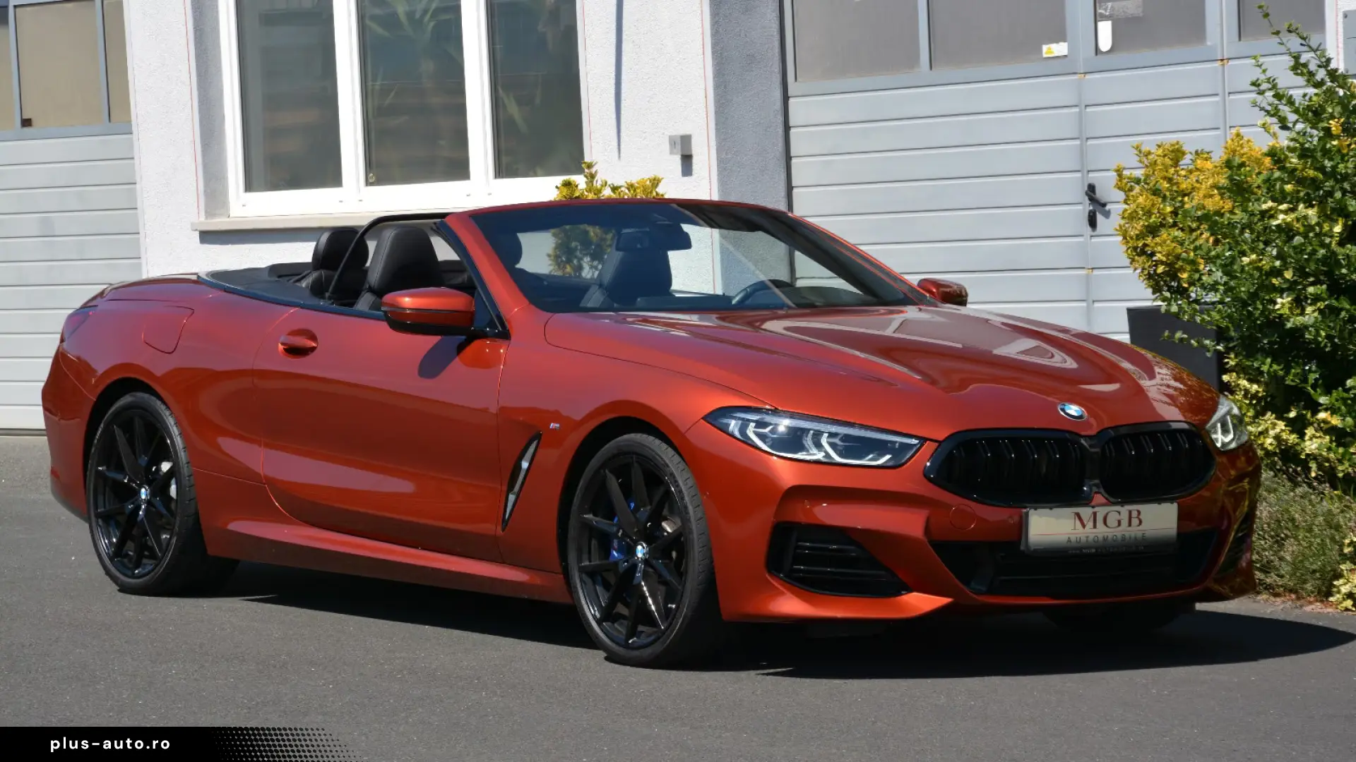 BMW 840i Cabrio SUNSET ORANGE