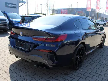 BMW 840i xDrive Gran Coupé Carbon Package Head-Up
