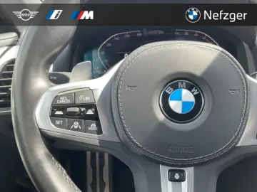 BMW 840 i Cabrio M-Paket Pro B&W Laser Softclose