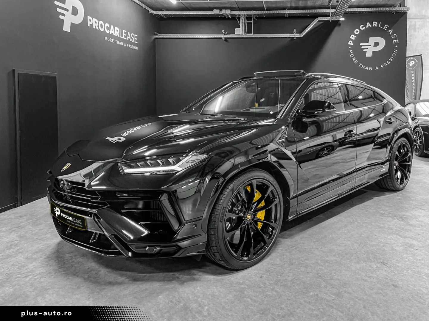 LAMBORGHINI Urus URUS S  AKRAPOVIC B&O 3d 23  PANO XPEL MY24