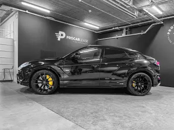 LAMBORGHINI Urus URUS S  AKRAPOVIC B&O 3d 23  PANO XPEL MY24