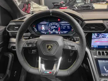LAMBORGHINI Urus URUS S  AKRAPOVIC B&O 3d 23  PANO XPEL MY24