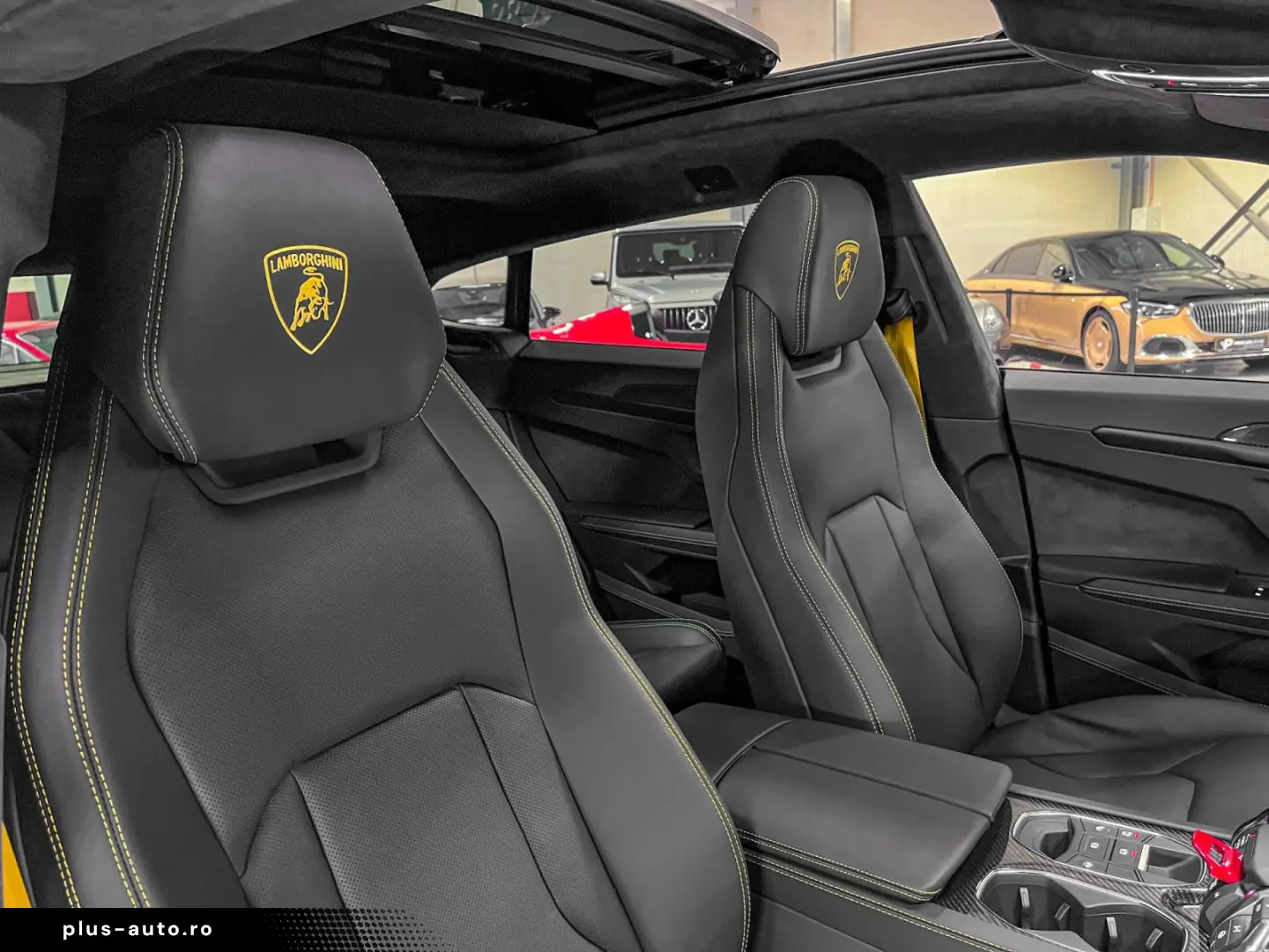 LAMBORGHINI Urus URUS S  AKRAPOVIC B&O 3d 23  PANO XPEL MY24
