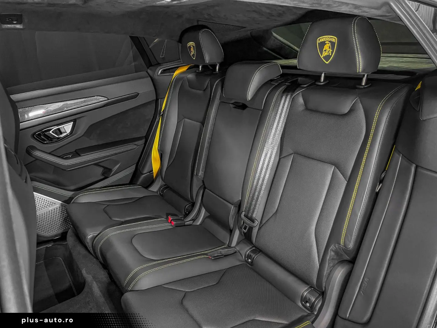 LAMBORGHINI Urus URUS S  AKRAPOVIC B&O 3d 23  PANO XPEL MY24