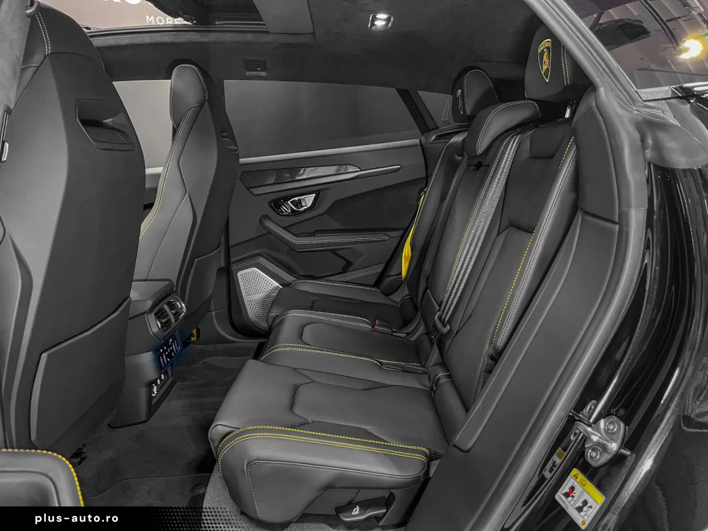 LAMBORGHINI Urus URUS S  AKRAPOVIC B&O 3d 23  PANO XPEL MY24