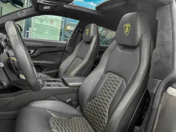 LAMBORGHINI Urus URUS S   Bang & Olufsen 3D   Carbone   23