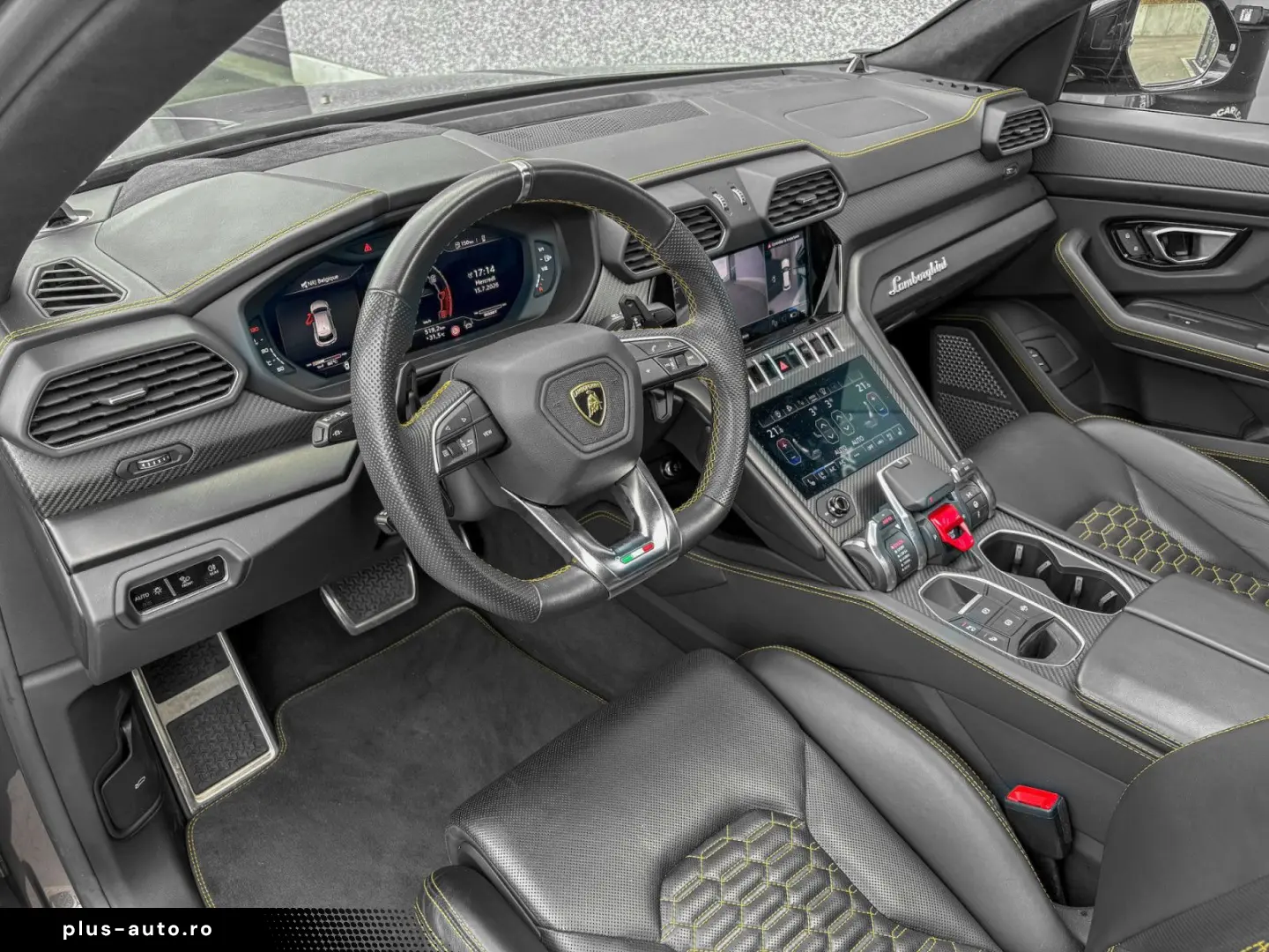 LAMBORGHINI Urus URUS S   Bang & Olufsen 3D   Carbone   23