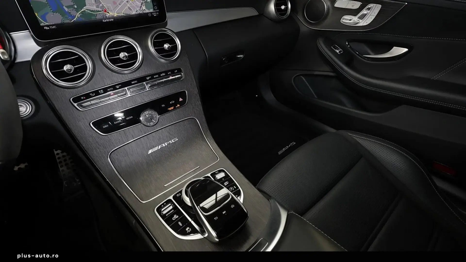 Mercedes-Benz C 63 AMG S KAMERA CARPLAY M-LED MEMORY 19 ZOLL