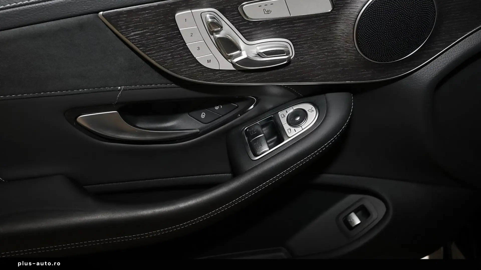 Mercedes-Benz C 63 AMG S KAMERA CARPLAY M-LED MEMORY 19 ZOLL