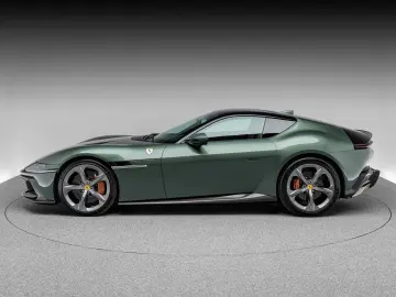 FERRARI 12Cilindri