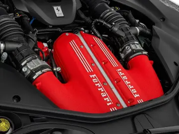 FERRARI 12Cilindri