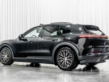 Porsche Cayenne Electric