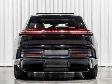 Porsche Cayenne Electric