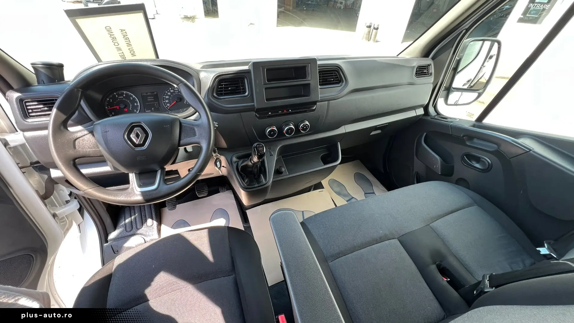 Renault Master Sasiu L2 Cabina Simpla 3.5T 2.3 dCi 135 CP