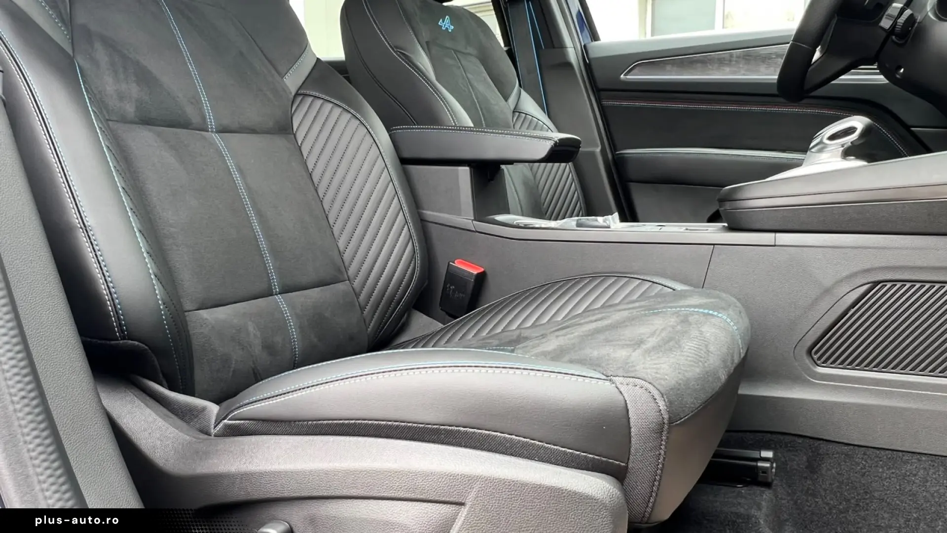Renault Arkana Esprit Alpine mild-hibrid 1 3TCe 160 CP EDC