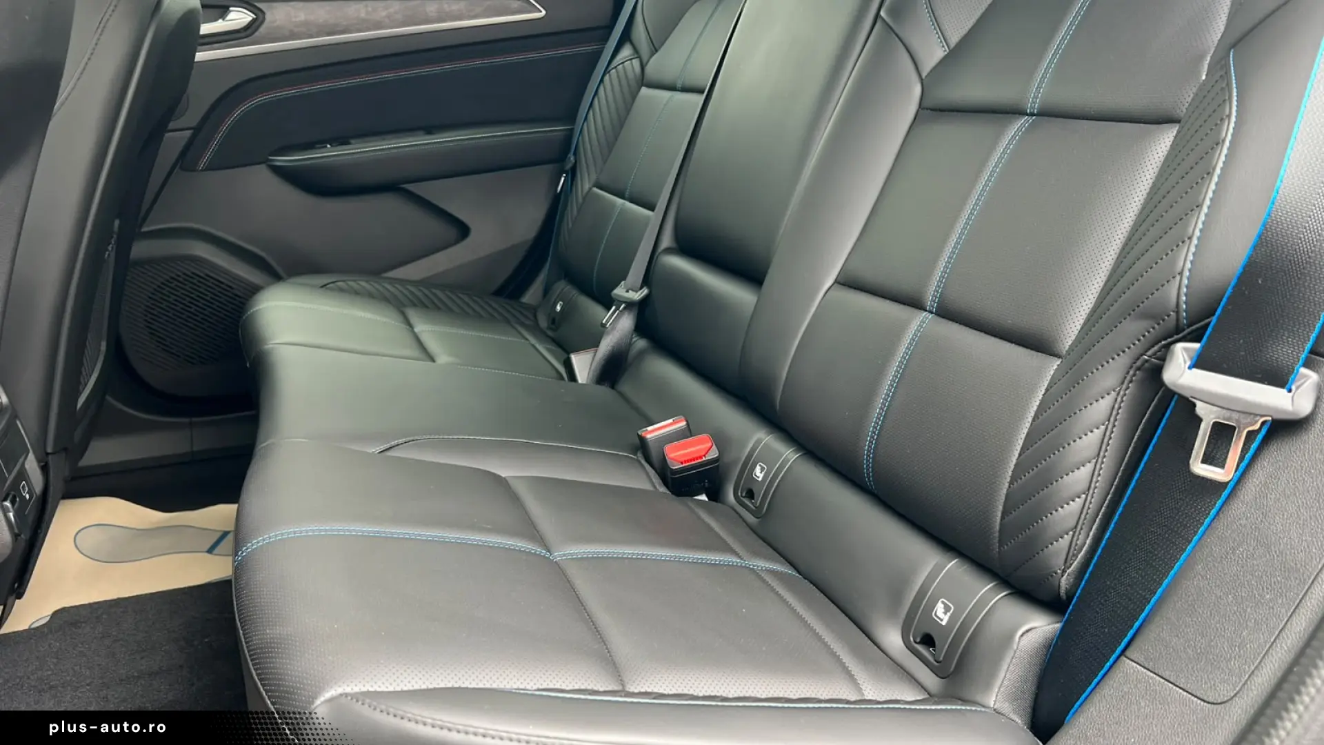 Renault Arkana Esprit Alpine mild-hibrid 1 3TCe 160 CP EDC