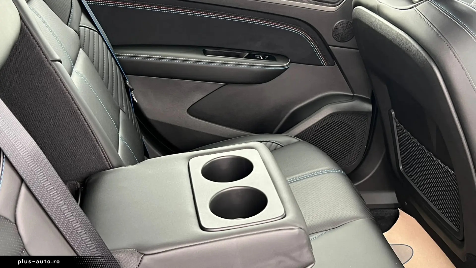 Renault Arkana Esprit Alpine mild-hibrid 1 3TCe 160 CP EDC