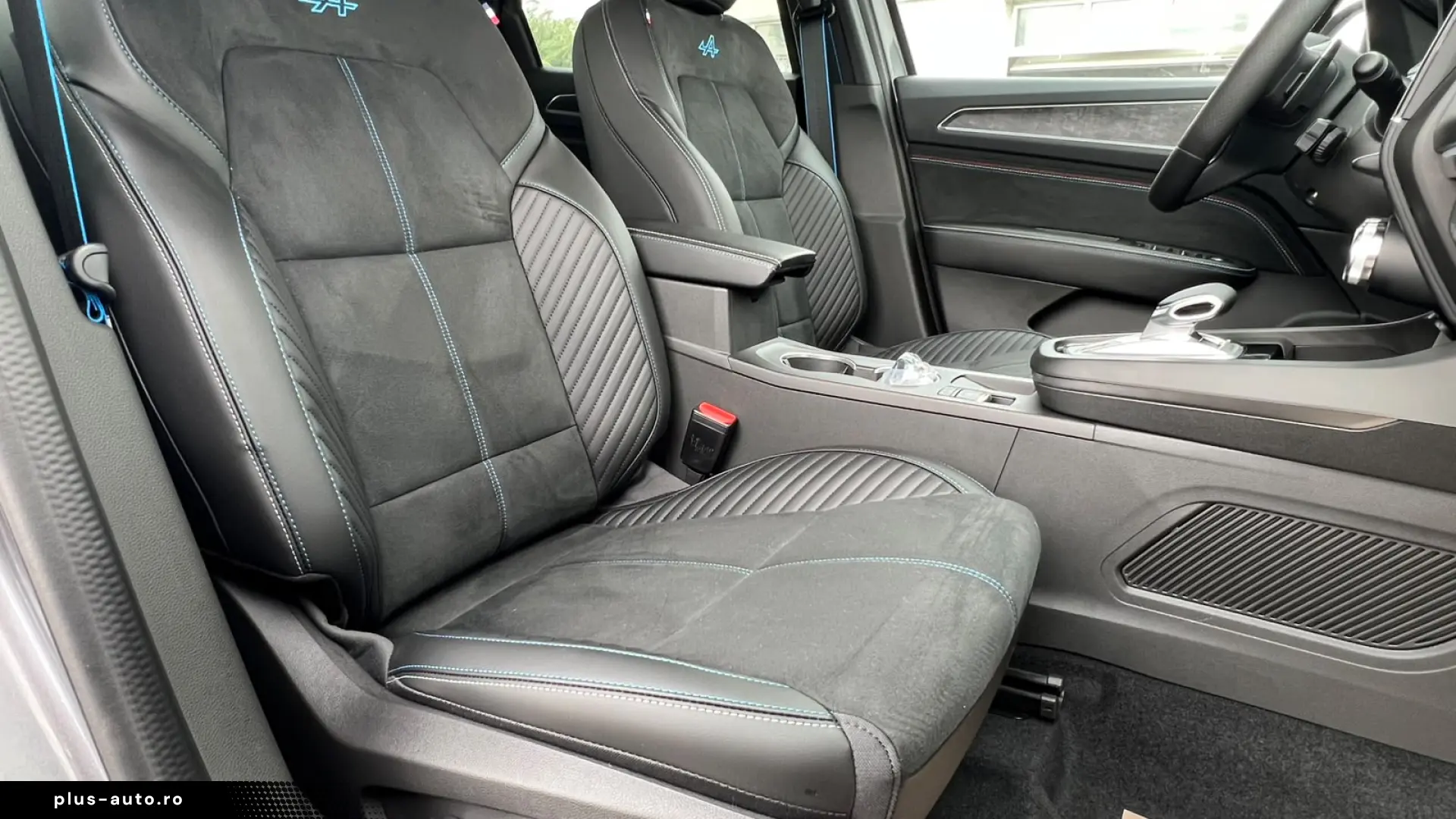 Renault Arkana Esprit Alpine mild-hibrid 1 3TCe 160 CP EDC
